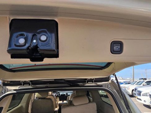 Used 2009 Cadillac Escalade ESV AWD image 26