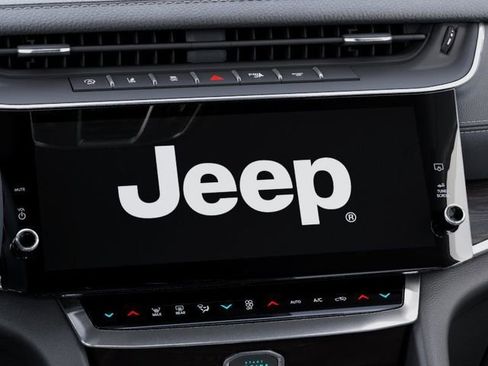 New 2026 Jeep Grand Cherokee L 4WD image 18