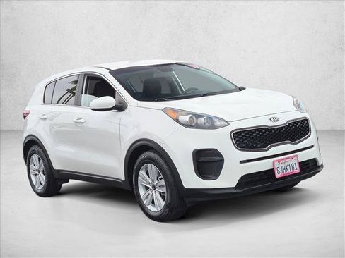 Used 2019 Kia Sportage LX FWD image 4