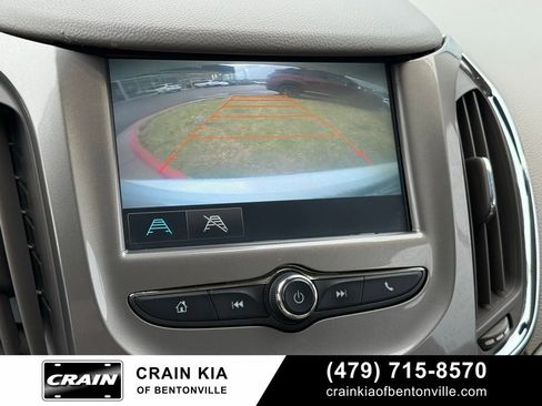 Used 2017 Chevrolet Cruze Premier w/ Enhanced Convenience Package FWD image 15