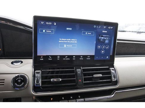 Used 2022 Lincoln Navigator Reserve AWD/4WD image 22