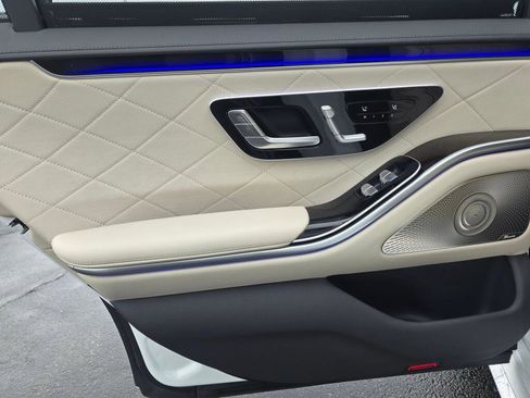 New 2026 Mercedes-Benz S 580 4MATIC Sedan image 17