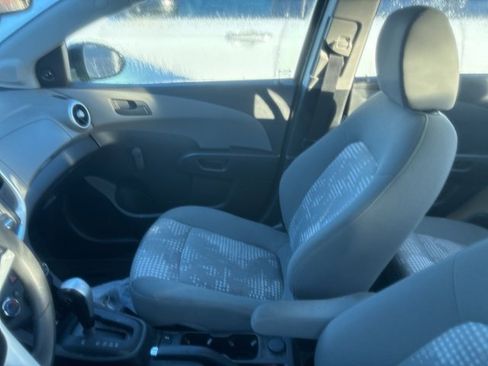 Used 2017 Chevrolet Sonic LS image 2