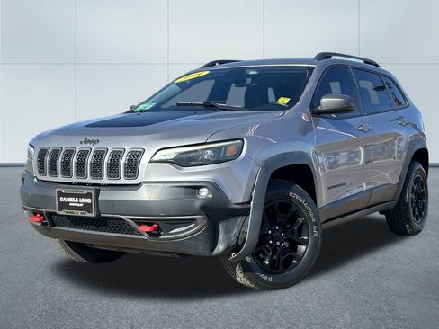 Used 2019 Jeep Cherokee Trailhawk w/ Comfort/Convenience Group image 1