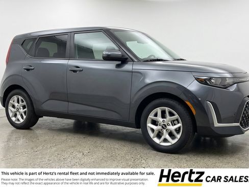 Used 2025 Kia Soul LX w/ LX Technology Package FWD image 1