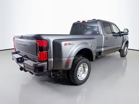 New 2026 Ford F450 Platinum w/ FX4 Off-Road Package image 7