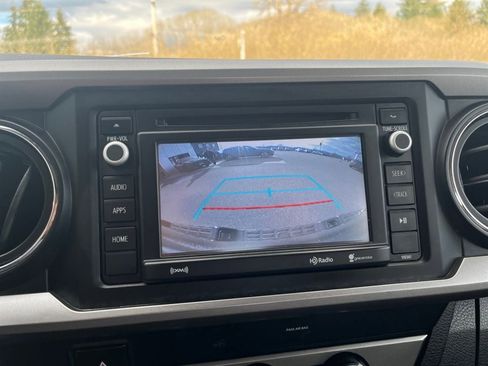 Used 2019 Toyota Tacoma SR5 image 22