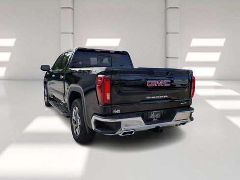 New 2026 GMC Sierra 1500 SLT AWD/4WD image 6