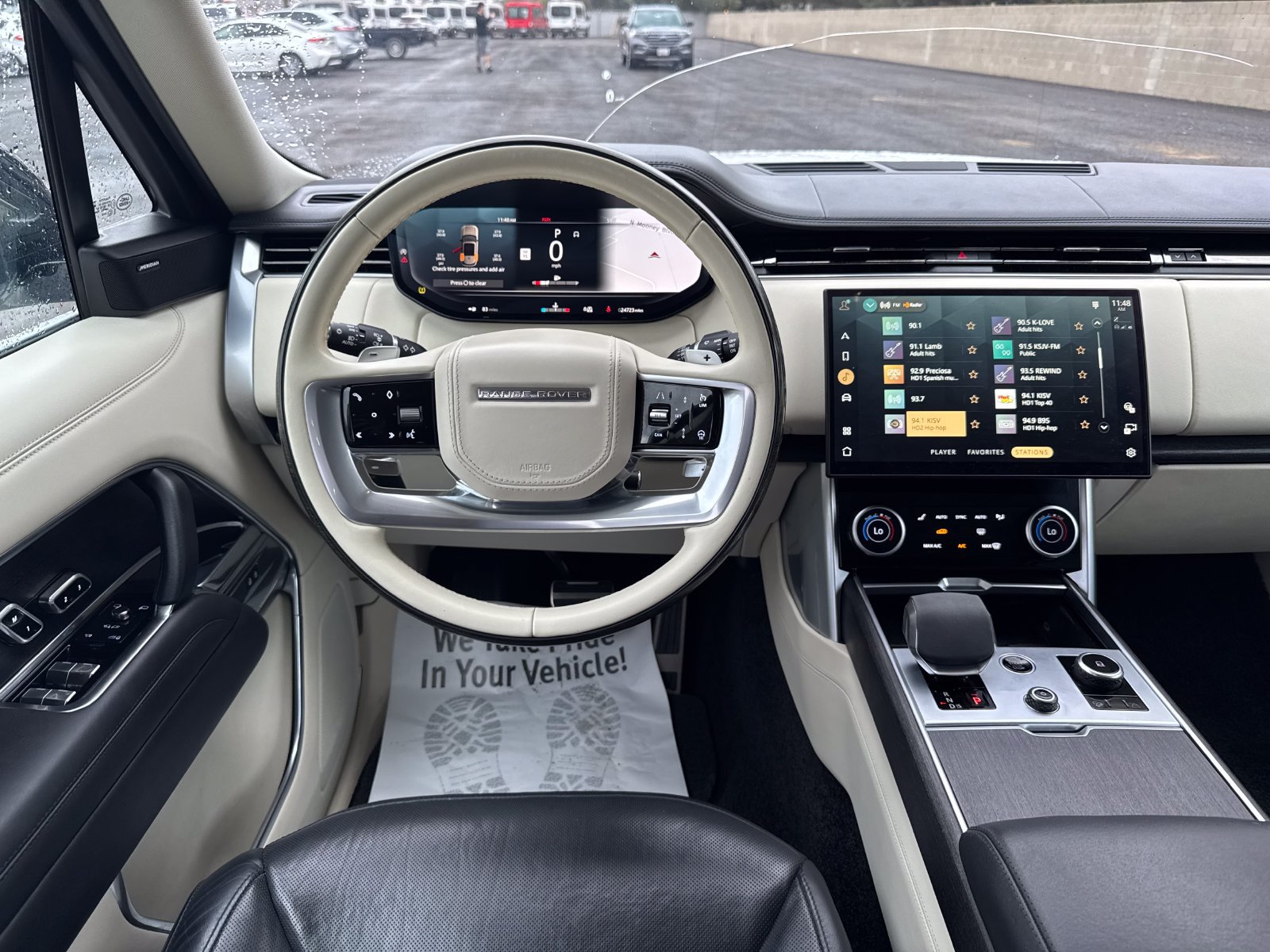 Used 2023 Land Rover Range Rover SE AWD/4WD image 17