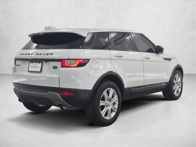 Used 2018 Land Rover Range Rover Evoque SE AWD/4WD image 5