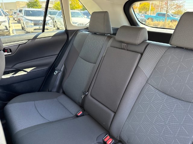 Used 2024 Toyota RAV4 XLE FWD image 28