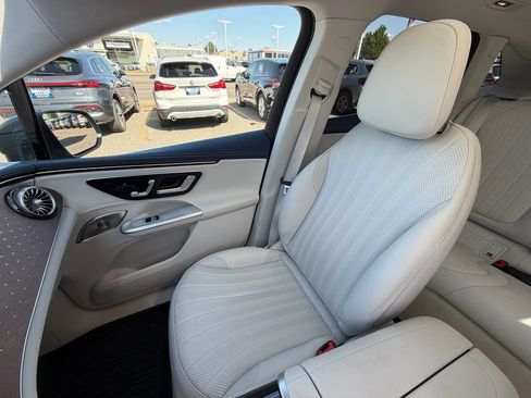 Used 2023 Mercedes-Benz EQE 500 4MATIC SUV image 21