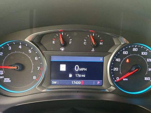 Used 2023 Chevrolet Traverse RS AWD/4WD image 18