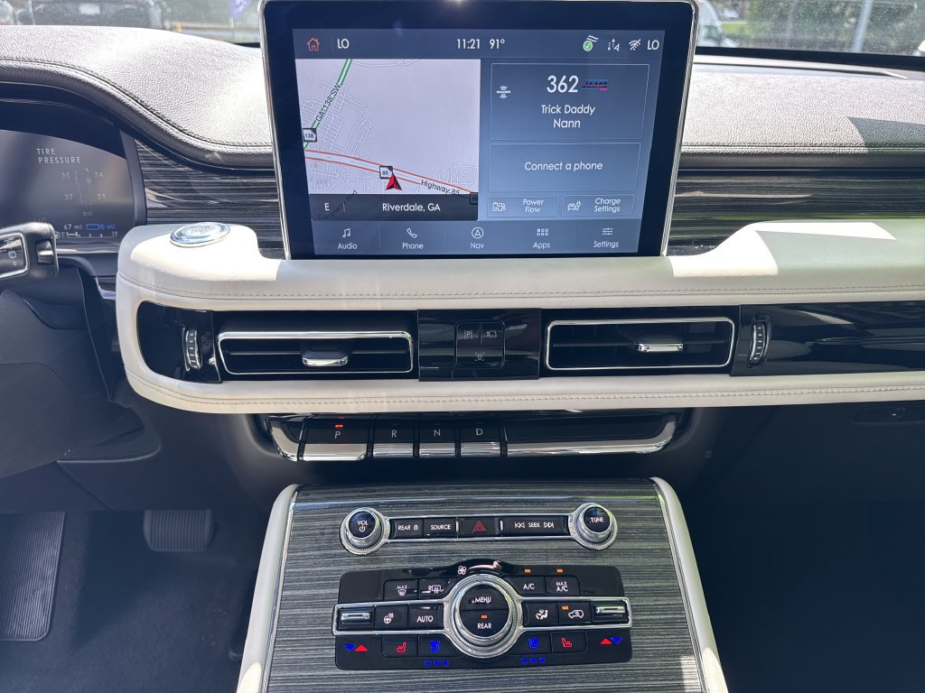 Used 2023 Lincoln Aviator Black Label Grand Touring AWD/4WD image 28