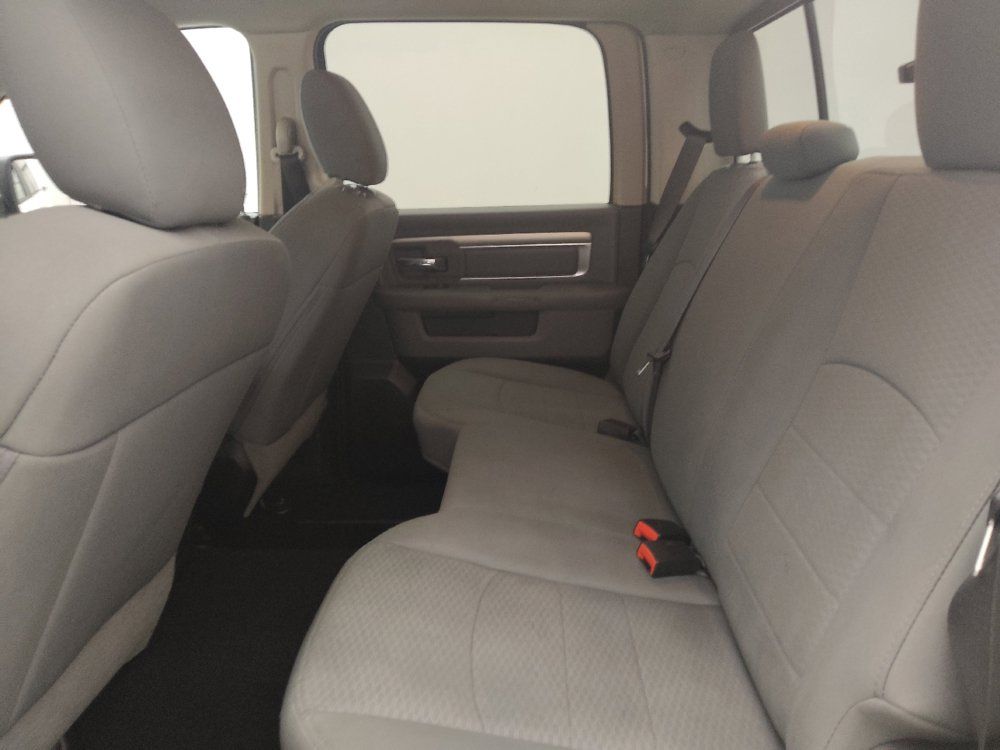Used 2019 RAM 1500 Classic SLT RWD image 18