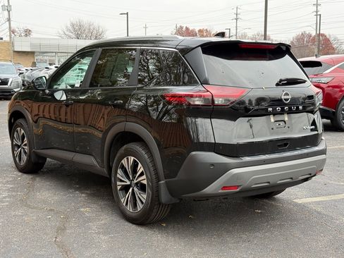 Certified 2023 Nissan Rogue SV w/ SV Premium Package image 7