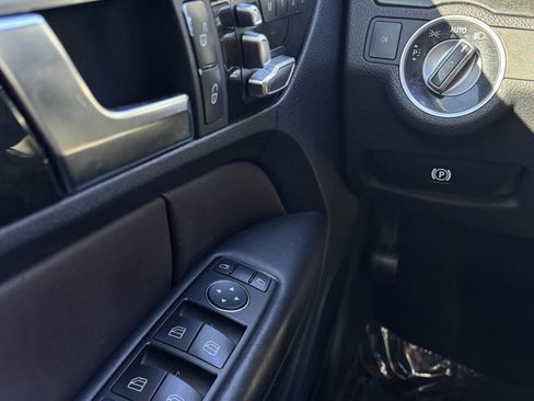 Used 2014 Mercedes-Benz E 550 Cabriolet image 22