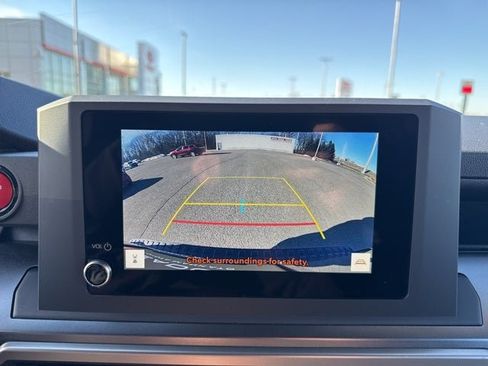 Certified 2025 Toyota 4Runner TRD Off-Road image 32