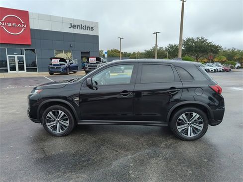 Used 2023 Mitsubishi Outlander Sport ES image 9