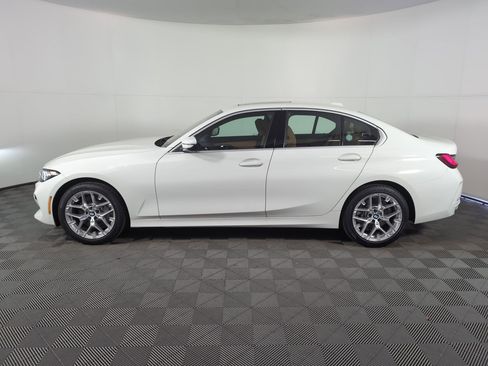 Used 2025 BMW 330i Sedan w/ Convenience Package image 2