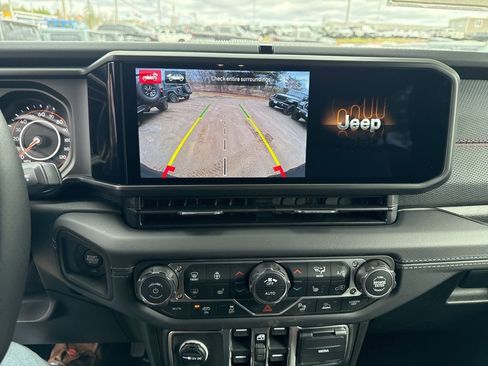 New 2026 Jeep Wrangler Unlimited Rubicon 392 image 14