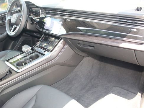 Used 2023 Audi Q8 Prestige w/ Prestige Package AWD/4WD image 28