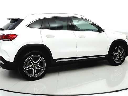 Used 2023 Mercedes-Benz GLA 250 4MATIC w/ AMG Line Exterior image 7
