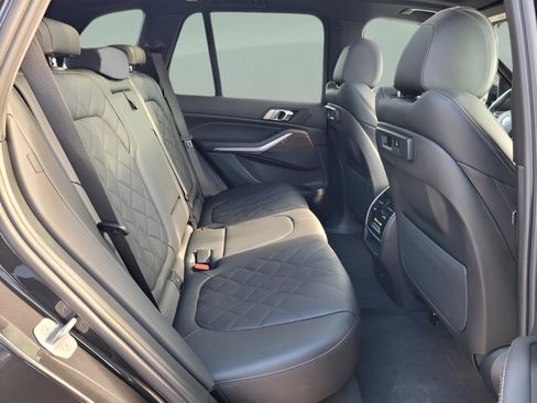Used 2023 BMW X5 xDrive40i image 19