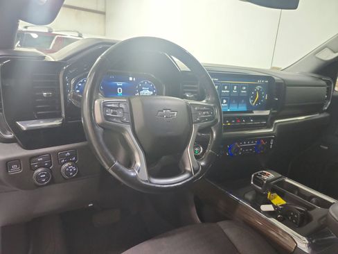 Used 2023 Chevrolet Silverado 1500 RST w/ Rally Edition AWD/4WD image 11