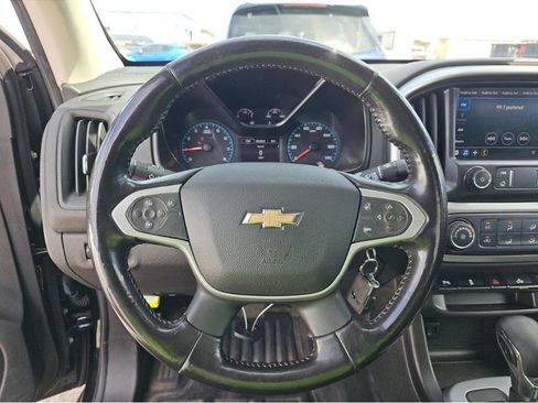 Used 2022 Chevrolet Colorado LT w/ Fleet Safety Package image 5
