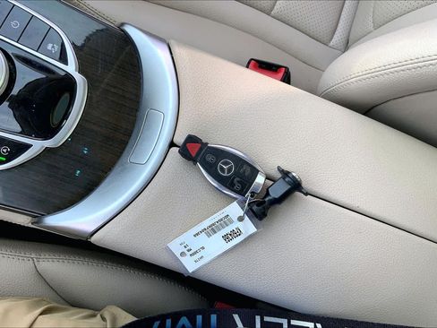 Used 2019 Mercedes-Benz GLC 300 image 15