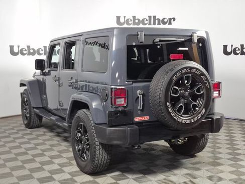 Used 2017 Jeep Wrangler Unlimited Sahara AWD/4WD image 5