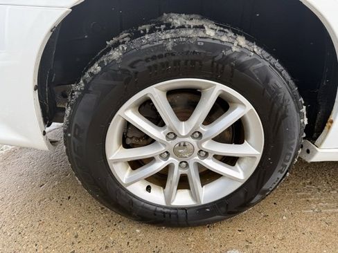 Used 2016 Dodge Grand Caravan SXT w/ Rear Park Assist Package image 11