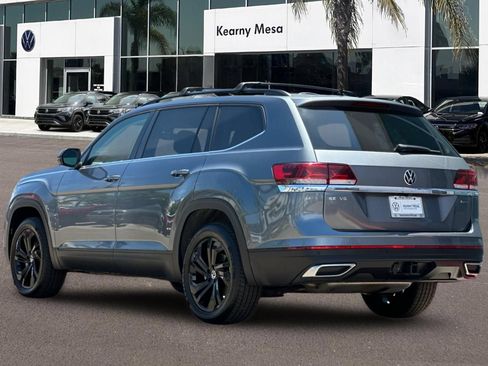 Used 2023 Volkswagen Atlas SE w/ Black Wheel Package AWD/4WD image 6