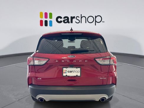 Used 2022 Ford Escape SE w/ Cold Weather Package AWD/4WD image 4