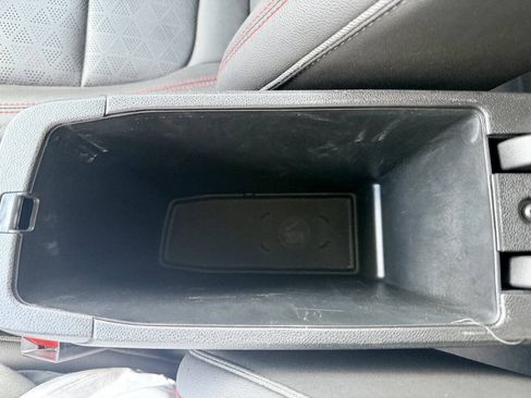 Used 2023 Chevrolet Bolt EUV Premier w/ Redline Edition FWD image 46