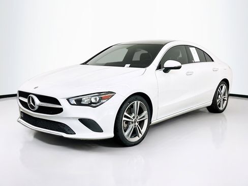 Used 2021 Mercedes-Benz CLA 250 CLA 250 w/ Premium Package image 3