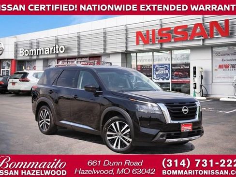 Certified 2025 Nissan Pathfinder Platinum w/ Cargo Package FWD image 1
