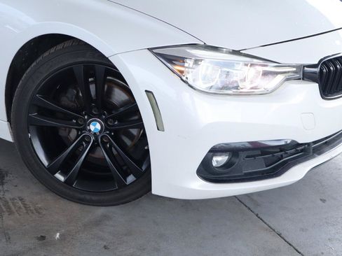 Used 2018 BMW 330i Sedan RWD image 4