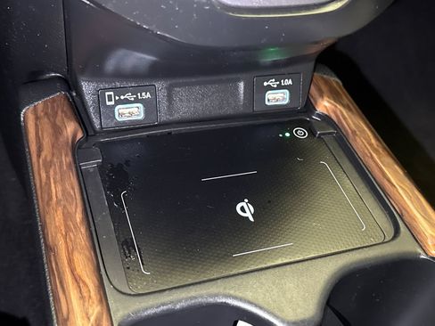Used 2021 Honda CR-V Touring image 32