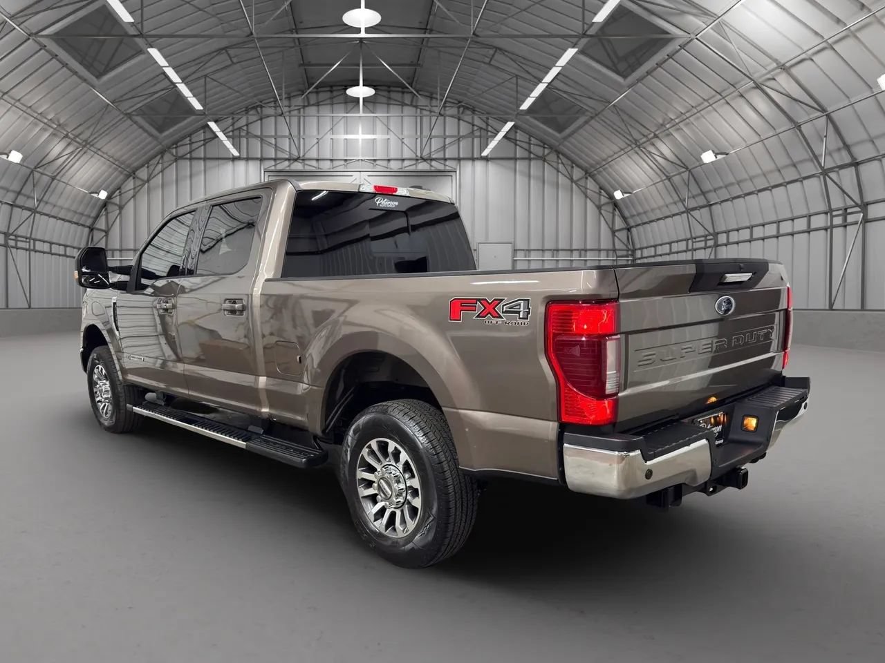 Used 2021 Ford F250 Lariat w/ Lariat Value Package AWD/4WD image 3