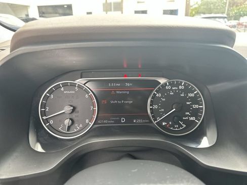 Used 2023 Nissan Rogue SV FWD image 26