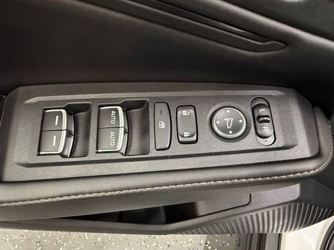 Used 2024 Honda Accord Sport image 11