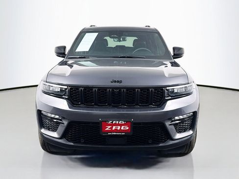 Used 2025 Jeep Grand Cherokee Limited w/ Luxury Tech Group II RWD image 8