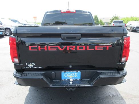 Certified 2023 Chevrolet Colorado Z71 w/ Z71 Convenience Package 2 AWD/4WD image 4