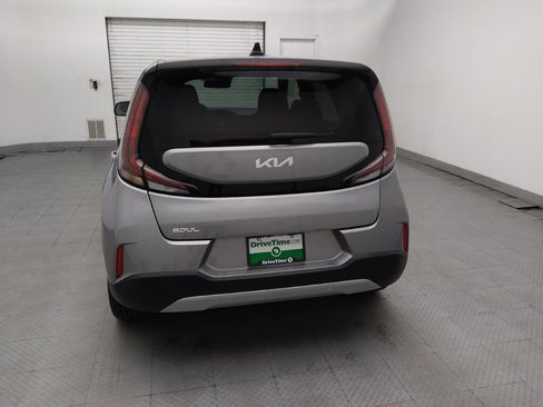 Used 2023 Kia Soul LX w/ Option Group 015 FWD image 6