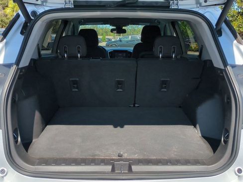 Used 2020 GMC Terrain SLE w/ Driver Convenience Package image 13