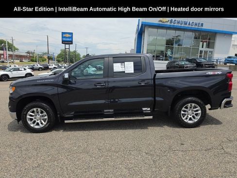 Used 2024 Chevrolet Silverado 1500 LT AWD/4WD image 6