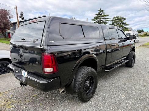 Used 2015 RAM 3500 Laramie w/ Black Appearance Group AWD/4WD image 5