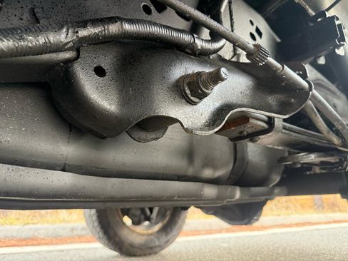 Used 2012 Ford F150 Lariat w/ Lariat Chrome Pkg image 28